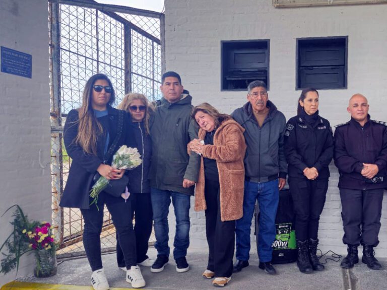 Emotivo homenaje a un Suboficial Mayor del Complejo Campana