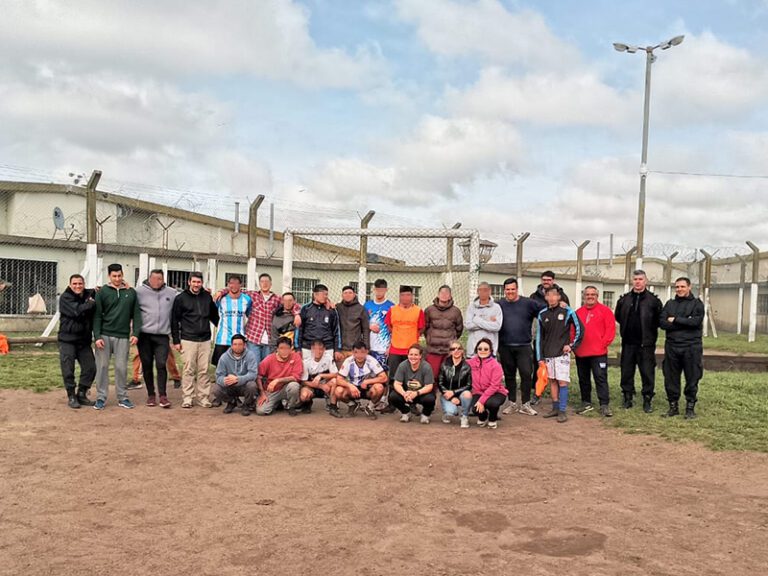 Torneo de fútbol en el marco de la semana del estudiante en la Alcaidía Batán