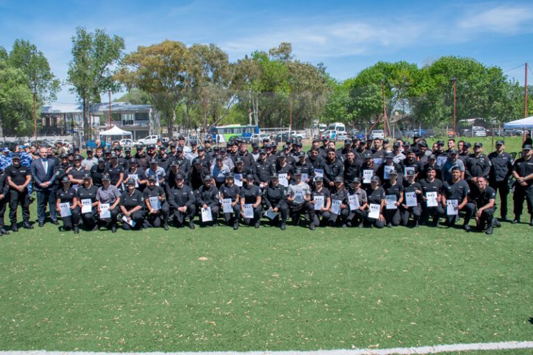 173 agentes egresaron de capacitación para minimizar la violencia intramuros