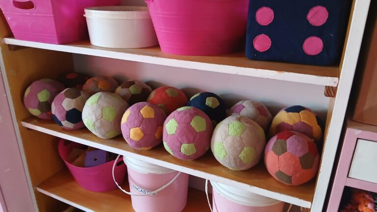 En la cárcel de Saavedra confeccionaron 150 peluches para un jardín de infantes de Pigüé