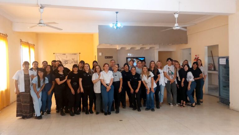 Celebración del Día de la Madre en la Unidad 1