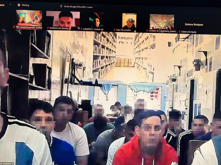 Charla en el marco del Día del Respeto a la Diversidad Cultural