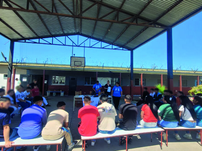 Inició el taller “Ayudar te ayuda” en la Unidad 54 Florencio Varela