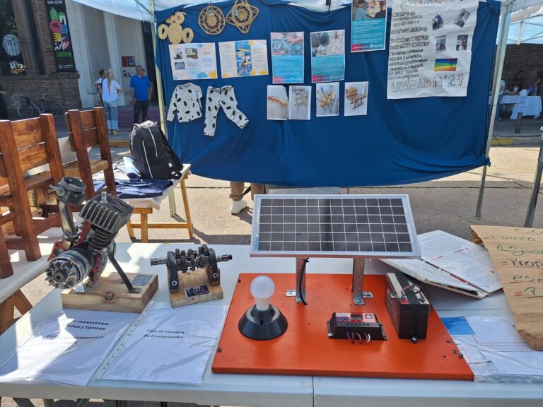 El CFP N° 402 dijo presente en la Expo Educación Técnico Profesional “Escuelas en Acción”