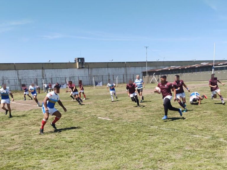 Deporte que libera: Triangular de Rugby en la Unidad 21
