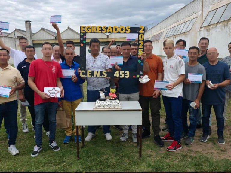 La “Escuela Padre Carlos Múgica” de la Unidad 13 cerró el ciclo 2025