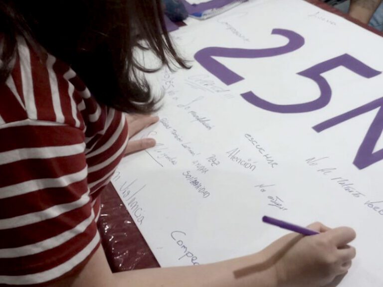 Taller de Reflexión sobre la violencia contra las mujeres en la Unidad 38