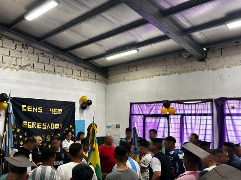 Acto de cierre lectivo y egreso del secundario en la Unidad 31