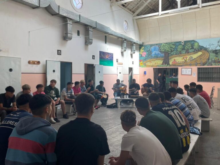 La Unidad 4 realizó el taller de fin de año con un Encuentro Musical para Jóvenes Adultos