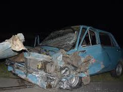 Agentes del SPB auxiliaron a tres víctimas de una fuerte colisión frontal camino a Sierra Chica