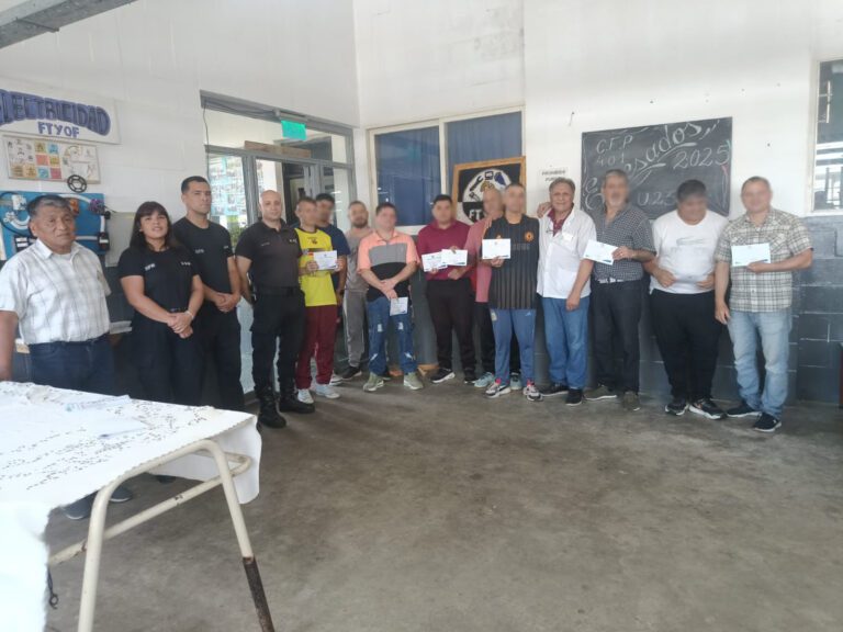 Personas privadas de libertad finalizaron capacitaciones en oficios en la Unidad 23