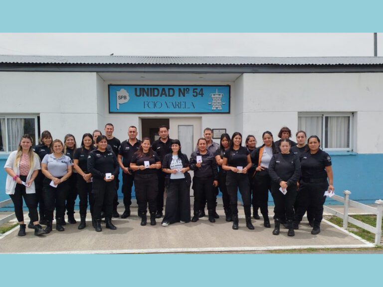 Charla sobre violencia de género en la Unidad 54 Florencio Varela