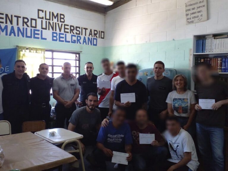 Cierre de actividades en el Centro Universitario de la Unidad 38