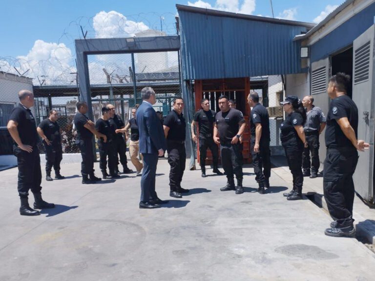El jefe del SPB recorrió las Unidades del Complejo Penitenciario San Martín en la previa de la Navidad