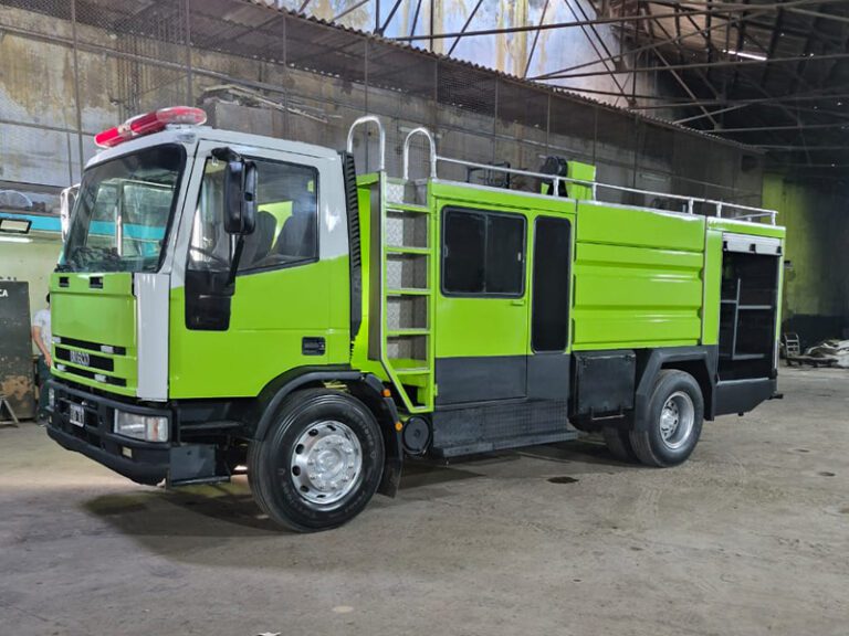 En una cárcel de Olmos repararon una autobomba del cuartel de bomberos de Los Hornos