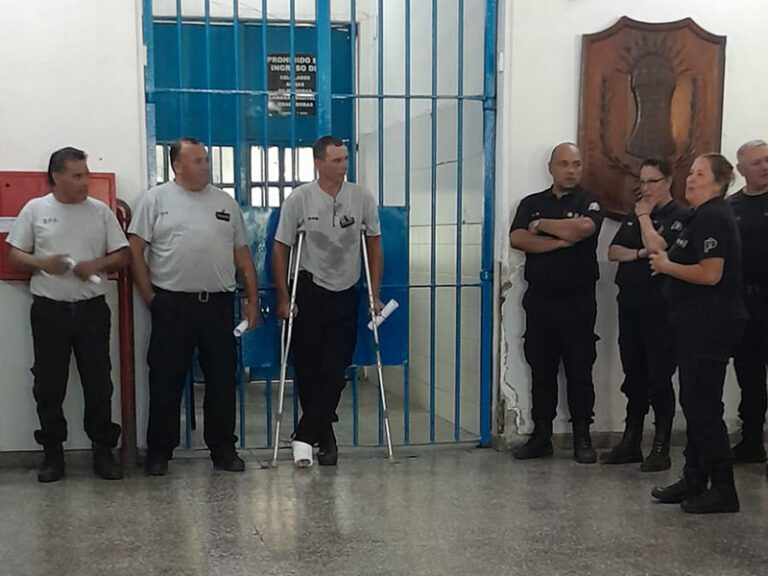 Unidad 7 Azul: una vida de servicio, compromiso y vocación que encuentra su merecido retiro