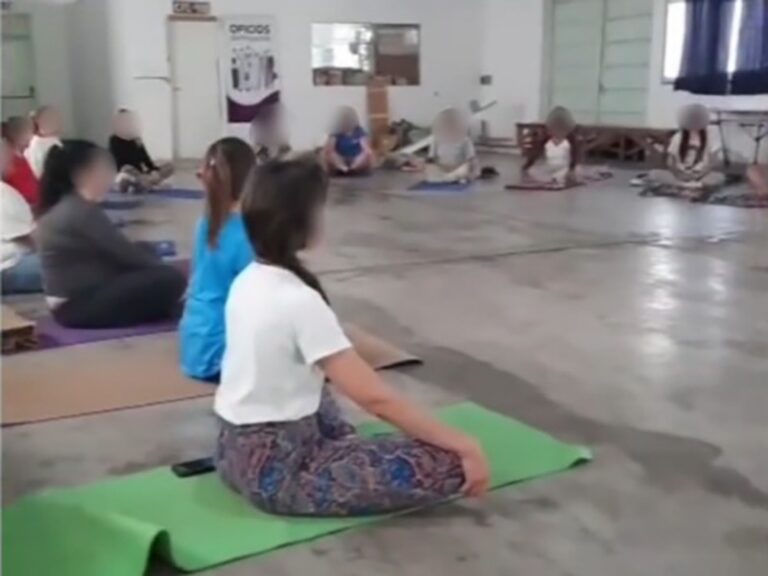 Cierre de año para las actividades de yoga en la Unidad 50