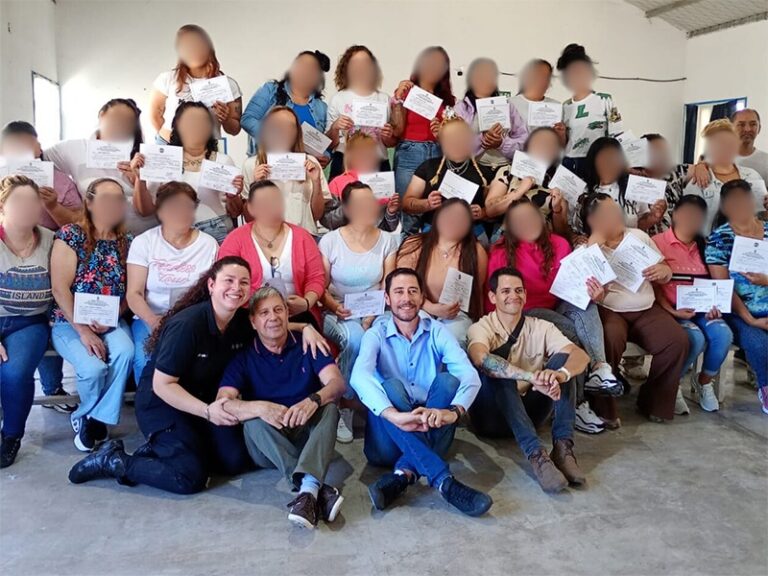 Unidad 50: entrega de certificados e inauguración de subsede del Centro de Formación Laboral