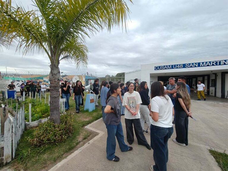 Estudiantes de la UBA visitaron la Unidad 48