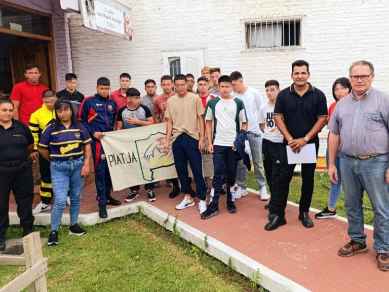 Disertación sobre la vida y legado de San Martín en la Unidad 13