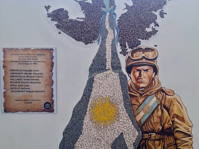 Homenaje a los veteranos y caídos en la Guerra de Malvinas
