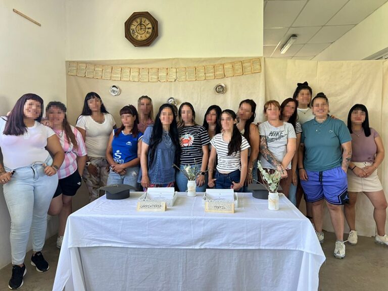 La Unidad 52 Azul realizó el cierre del Ciclo Lectivo 2025 de los cursos del Centro de Formación Profesional 401