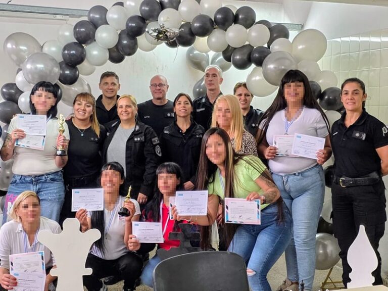 Unidad 8: Finalizó el taller de ajedrez “Jaque mate al conflicto”