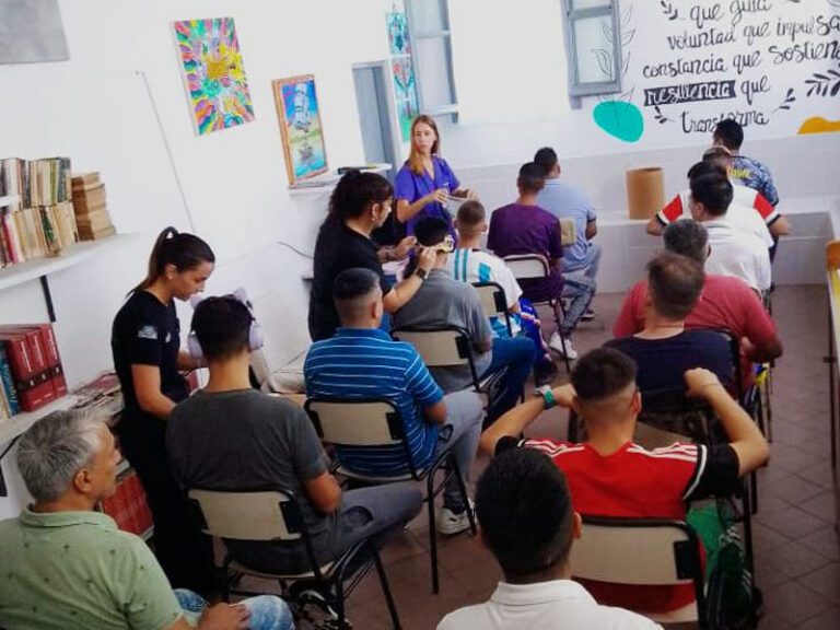 Charla de concientización por el Día Internacional de las Personas con Discapacidad