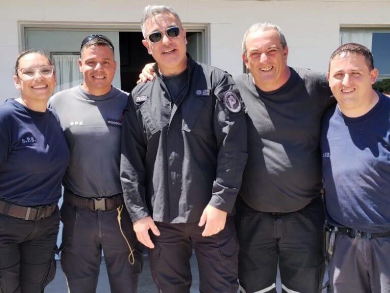 Emotivo pase a retiro de un suboficial mayor en la Unidad 38 de Sierra Chica