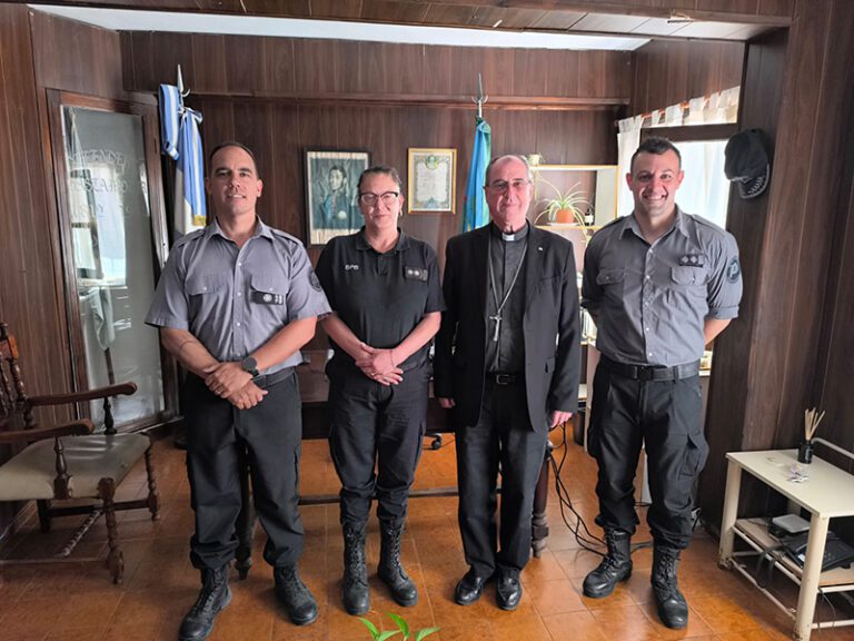 Jornada de acompañamiento espiritual en la Unidad 7 de Azul