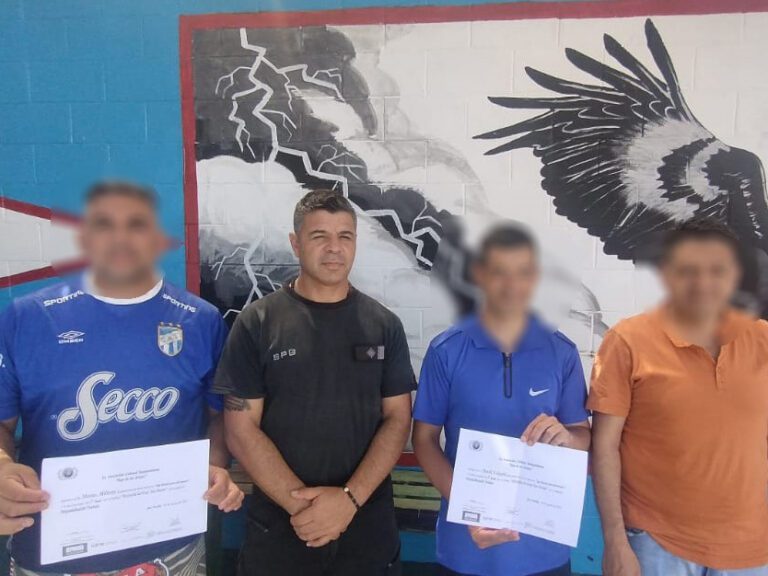 Reconocen a personas privadas de su libertad por participar en el concurso “San Martín fuera del bronce”