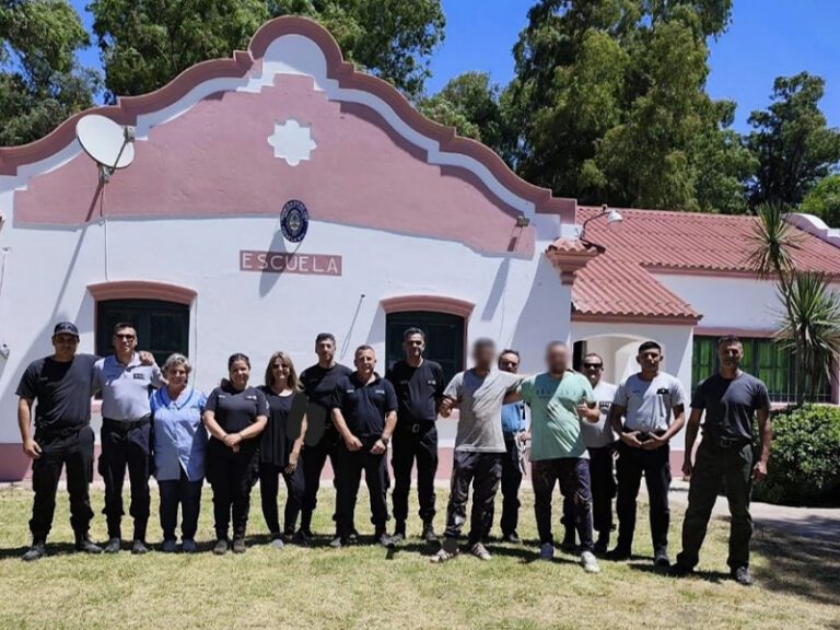 Personas privadas de libertad de la Unidad 14 reacondicionaron una escuela rural