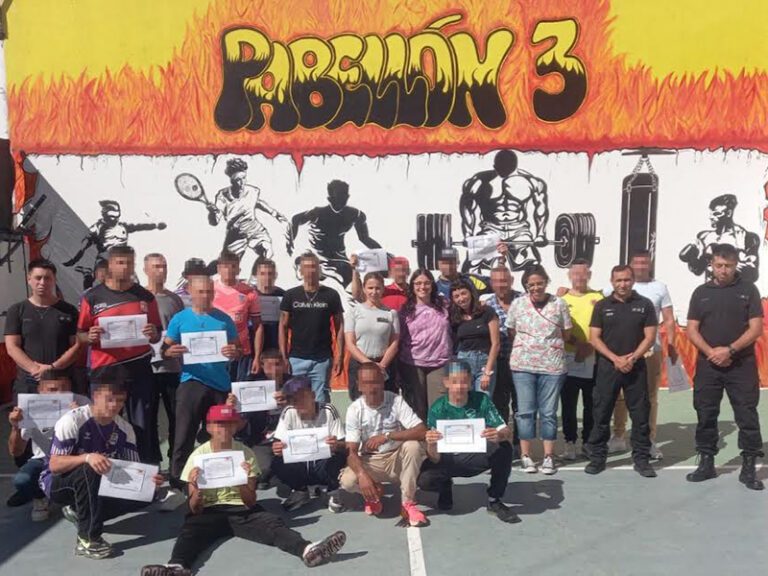 Curso de restauración y arte en la Unidad 9