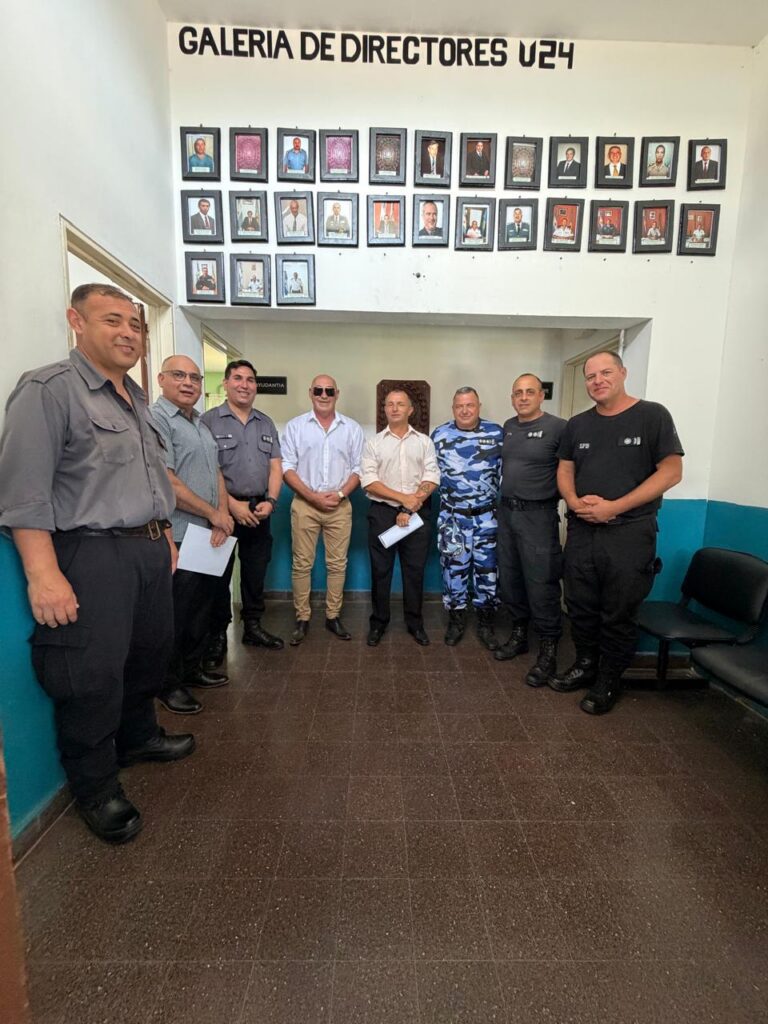 Unidad 24: emotiva celebración por el 30° aniversario con reconocimientos y agradecimientos