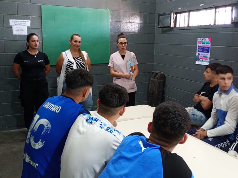 Comenzó el taller de prevención de adicciones para jóvenes de la Unidad 54