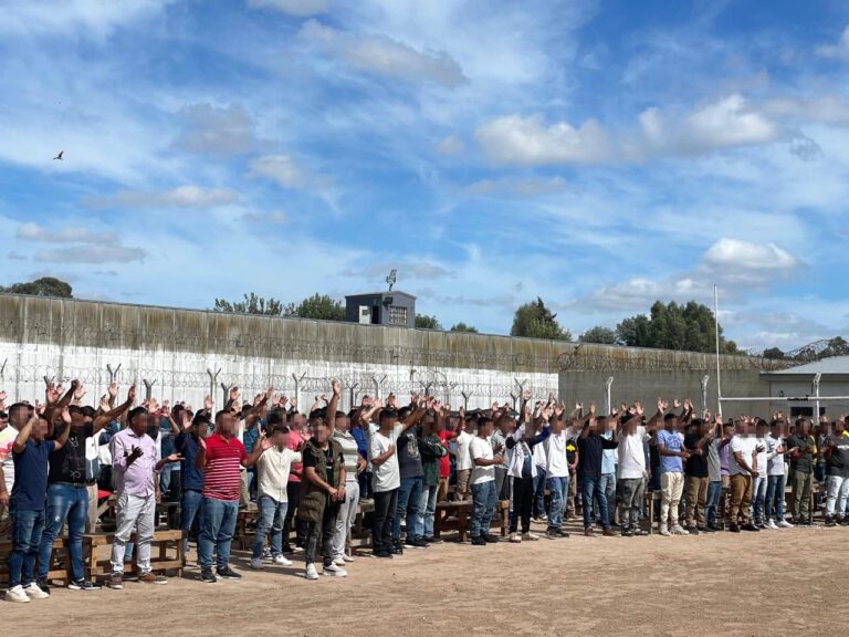 Gran encuentro evangélico en la Unidad 42 Florencio Varela