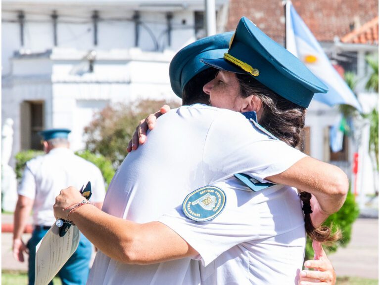 Emocionante entrega de jerarquías a personal de la Dirección General de Institutos de Formación y Capacitación