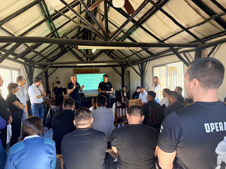 Capacitación sobre el protocolo de prevención del riesgo suicida en la Unidad 34