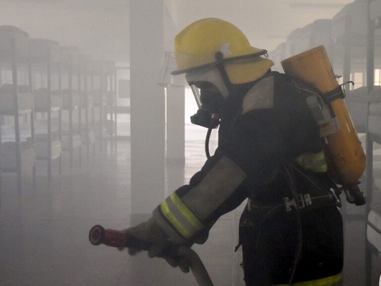 Casi 200 cadetes participaron de un exitoso simulacro de incendio