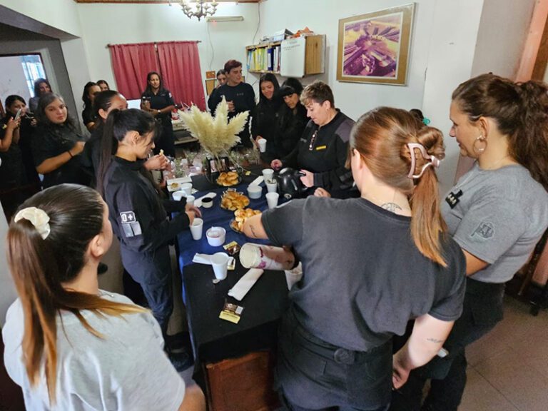 Reconocimiento a las mujeres que trabajan en la Unidad 2 Sierra Chica