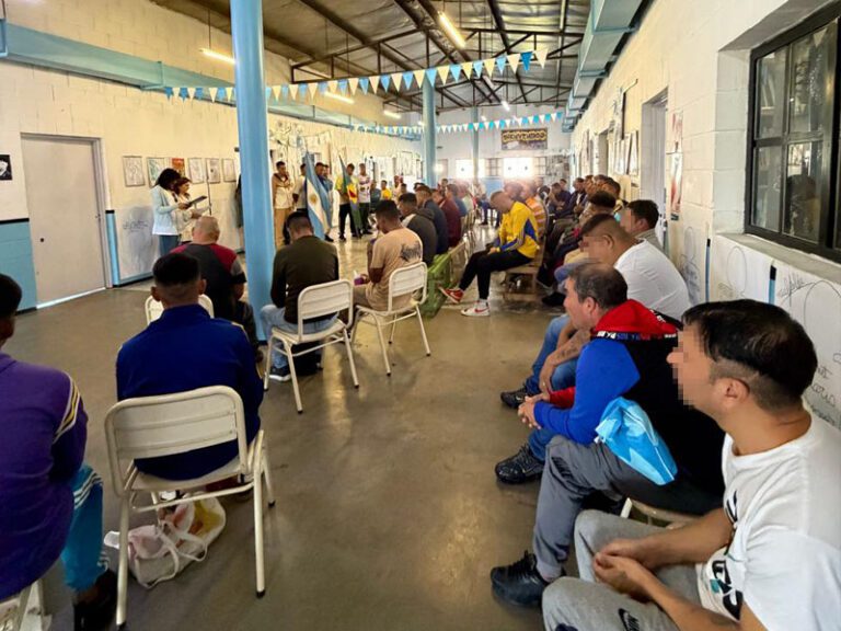 Memoria, verdad y justicia en una jornada de debate en la Unidad 41