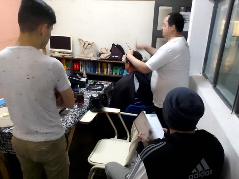 La formación en barbería como herramienta de inclusión y autonomía