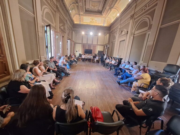 Autoridades educativas participaron de una mesa intersectorial de trabajo