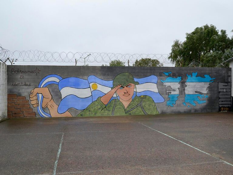 Mural en homenaje a los héroes de Malvinas