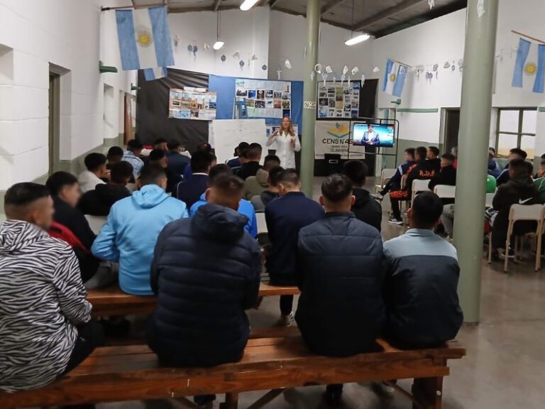 Conmemoración del Día del Veterano y de los Caídos en la Guerra de Malvinas en la Unidad 38