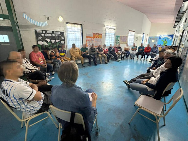 Taller sobre Educación y Salud Mental en la Alcaidía de Junín