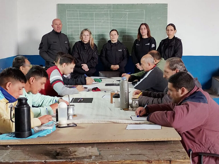 Formación en electricidad para fortalecer la reinserción social