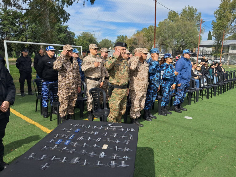 Emotiva entrega de jerarquías en el Centro de Hernández