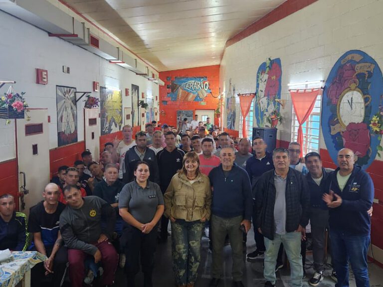 Alcaidía de Junín: Ex combatientes participaron del Pabellón Literario