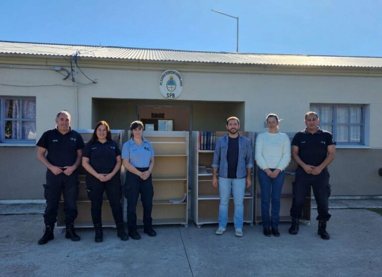 En la Alcaidía Penitenciaria de Junín elaboraron bibliotecas ambulantes para escuelas y jardines rurales